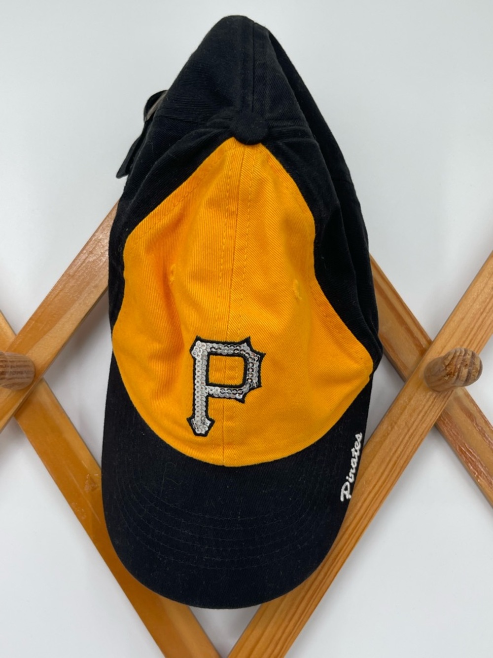 ⭐️Pittsburgh Pirates Sparkly Fan Favorite Logo Baseball Cap